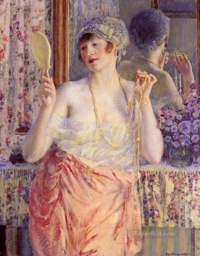 Woman Before A Mirror Impressionist women Frederick Carl Frieseke Oil Paintings